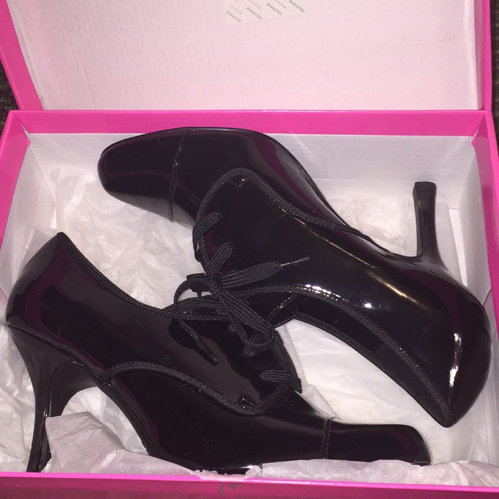 BRAND NEW Black Patent Leather Booties